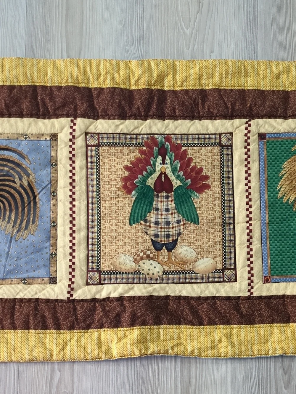 Handmade Rooster Quilt Wall Hanging Country Farmhouse Kitchen Table Runner Decor